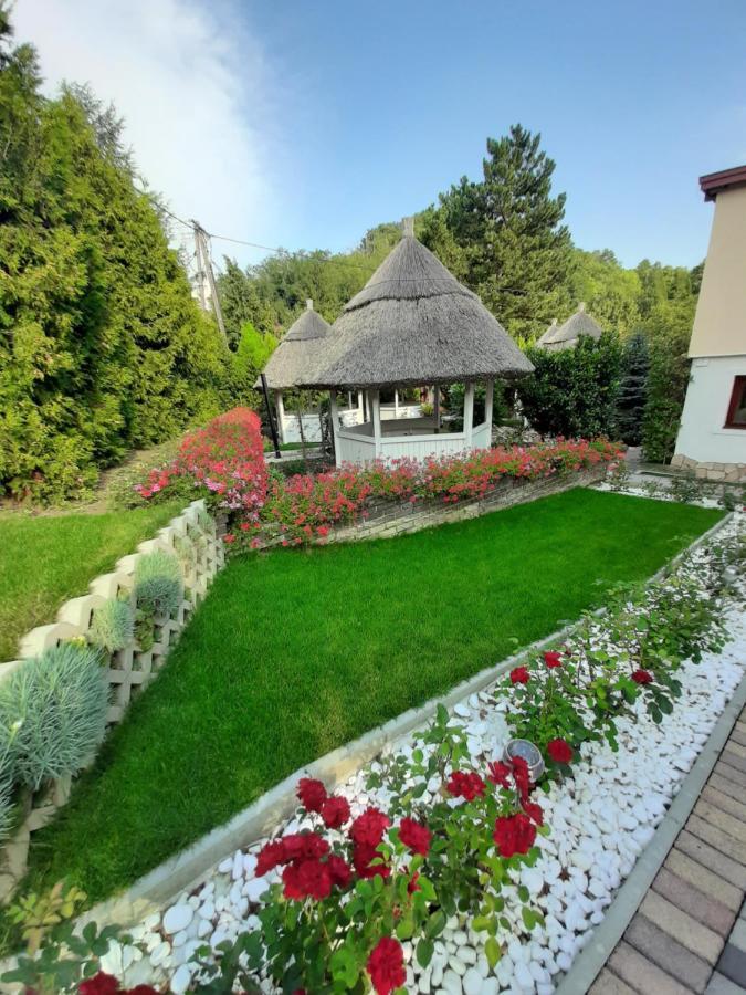 Rozsakert Vendeghaz Bed & Breakfast Szigliget Exterior photo