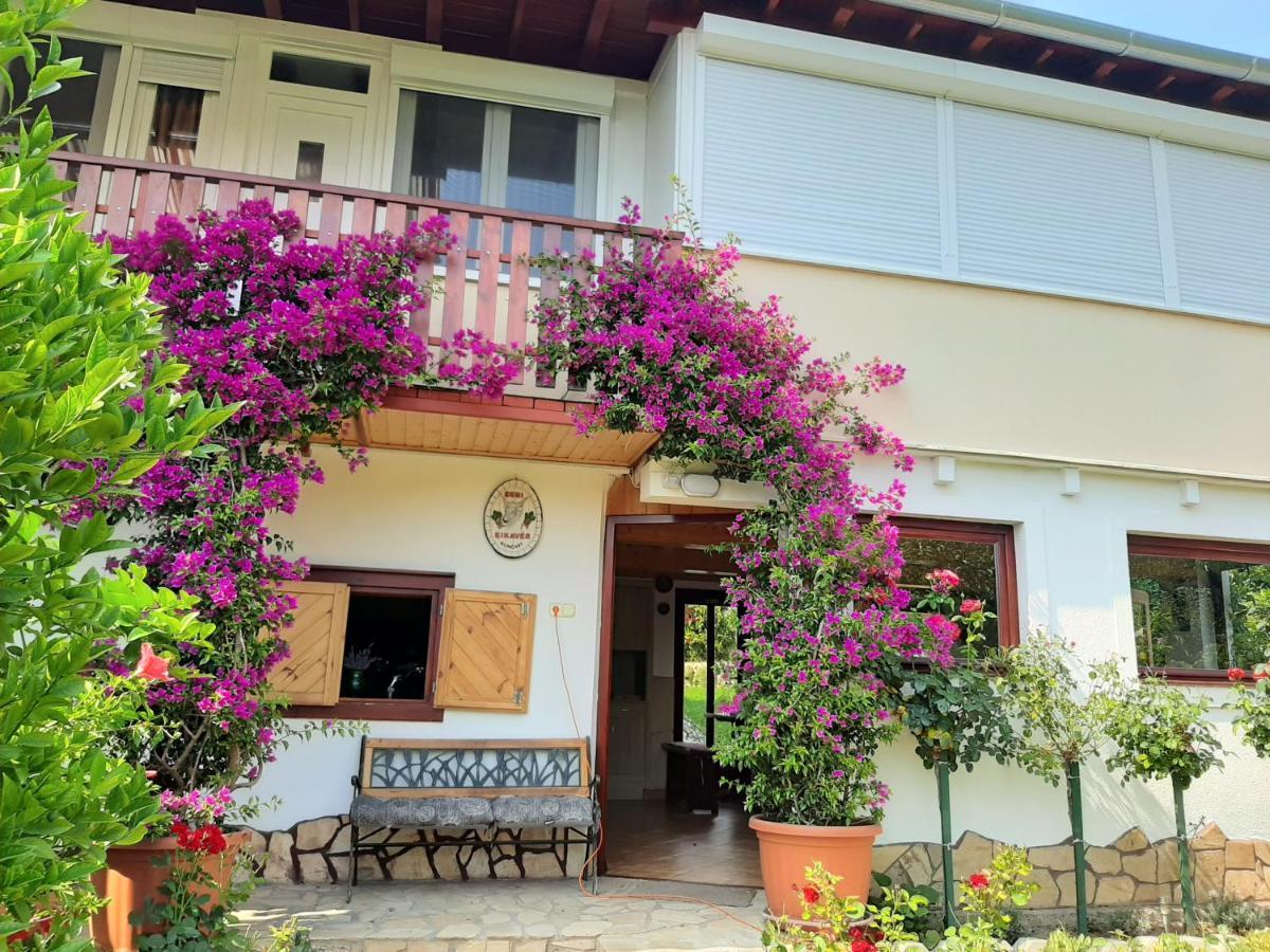 Rozsakert Vendeghaz Bed & Breakfast Szigliget Exterior photo