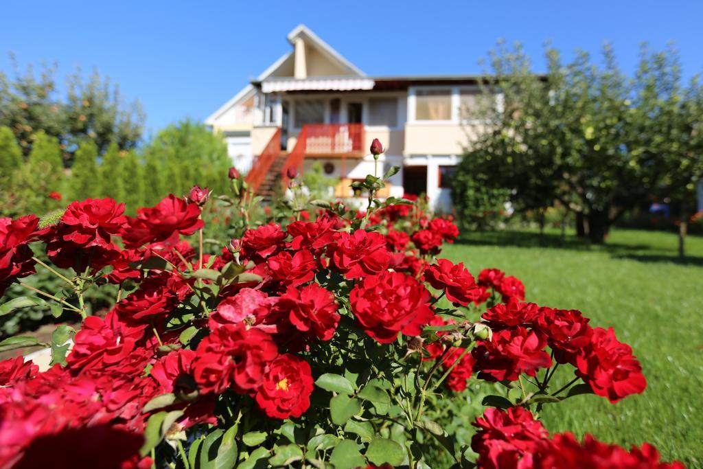 Rozsakert Vendeghaz Bed & Breakfast Szigliget Exterior photo